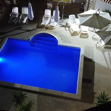 Apartments Villa Mimi Višnjan エクステリア 写真