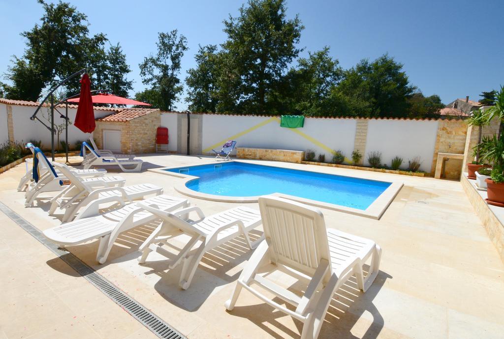 Apartments Villa Mimi Višnjan 部屋 写真