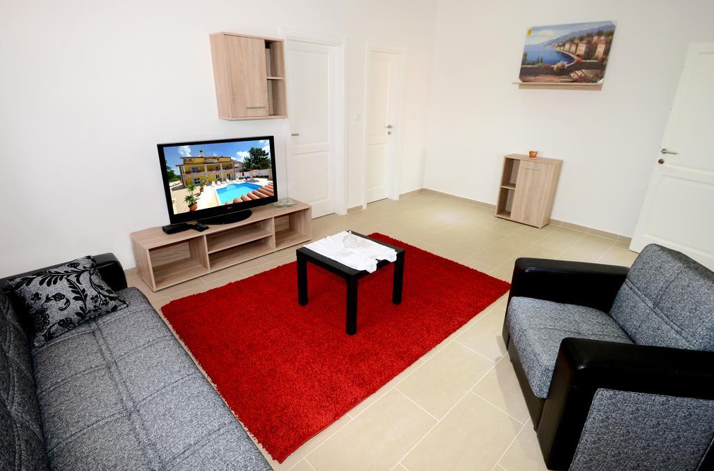 Apartments Villa Mimi Višnjan エクステリア 写真