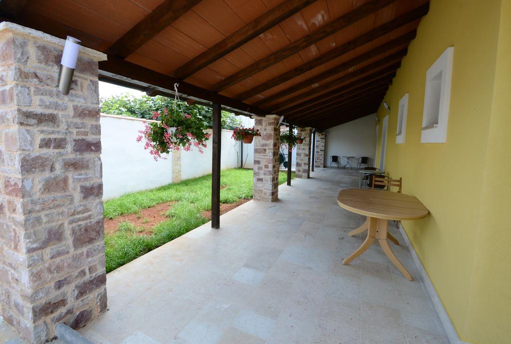 Apartments Villa Mimi Višnjan エクステリア 写真