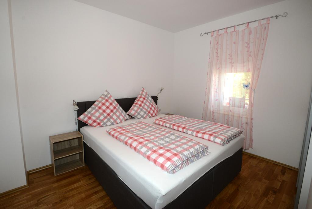 Apartments Villa Mimi Višnjan 部屋 写真