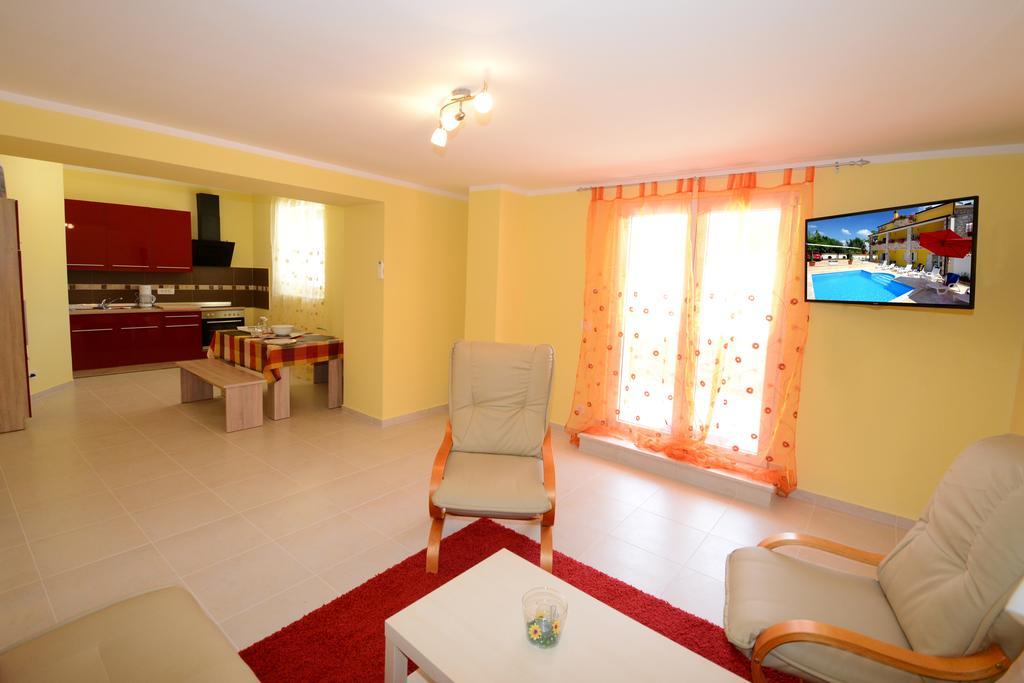 Apartments Villa Mimi Višnjan 部屋 写真