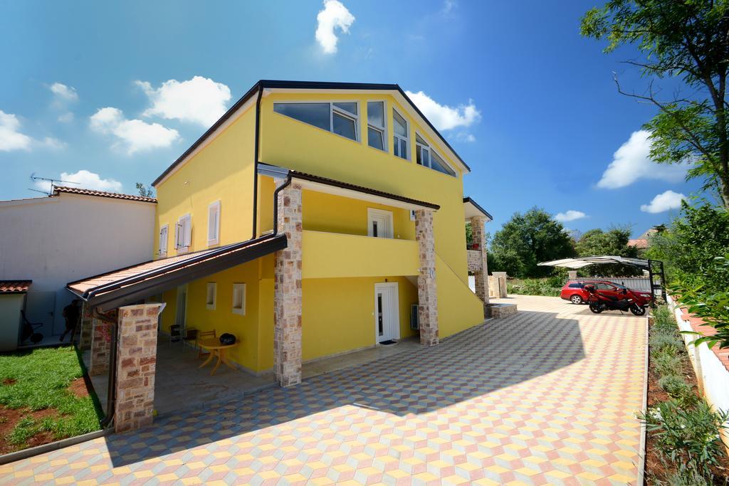 Apartments Villa Mimi Višnjan 部屋 写真