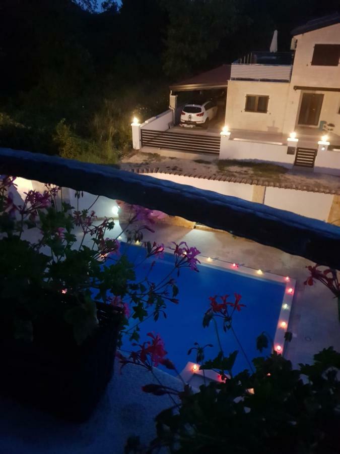 Apartments Villa Mimi Višnjan エクステリア 写真